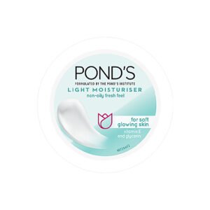 Ponds Light Moisturiser Non Oily Fresh Feel For Soft Glowing Skin - 50ml